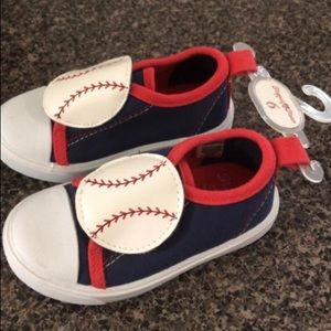 Baseball Shoes for toddler size 6 NWT